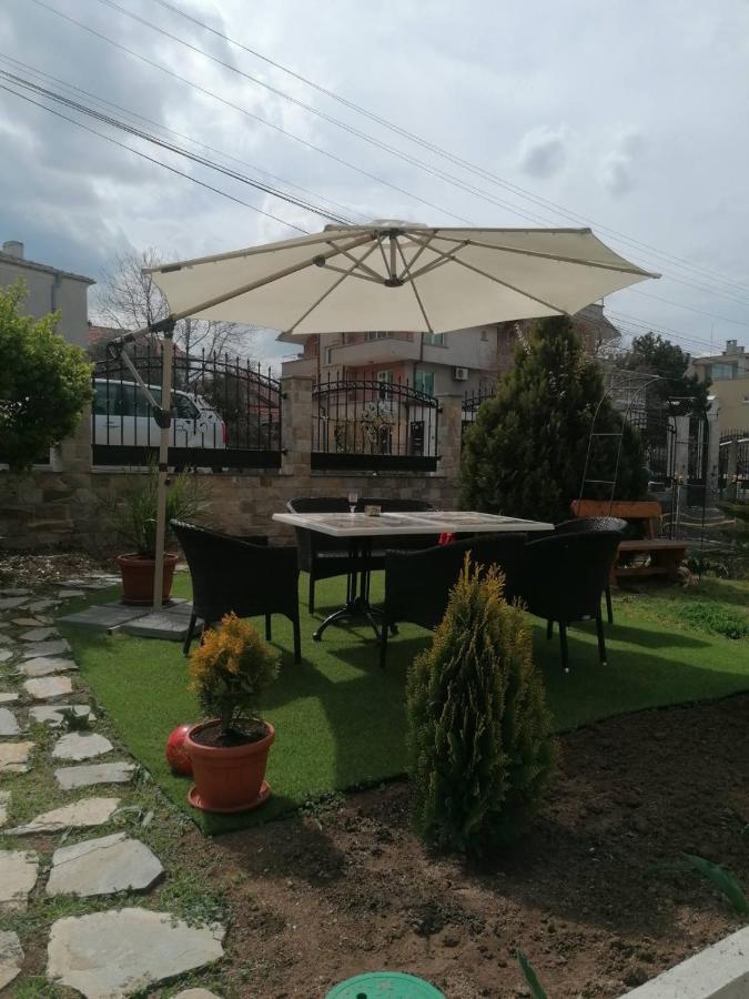 Apartments Dona Černomorec Exterior foto