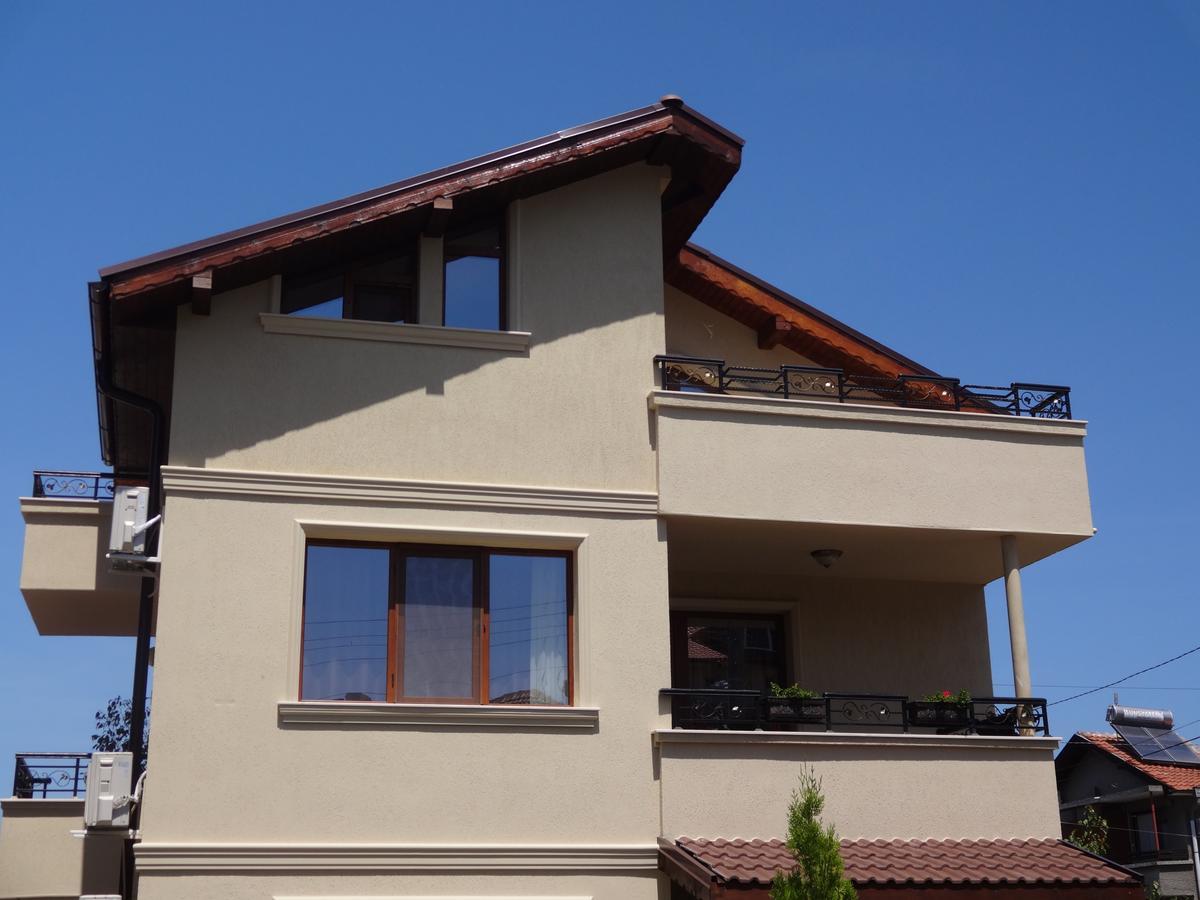 Apartments Dona Černomorec Exterior foto