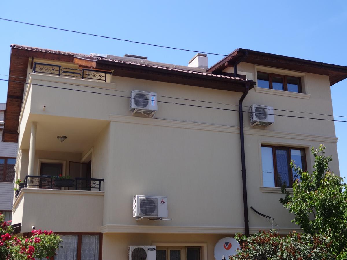 Apartments Dona Černomorec Exterior foto
