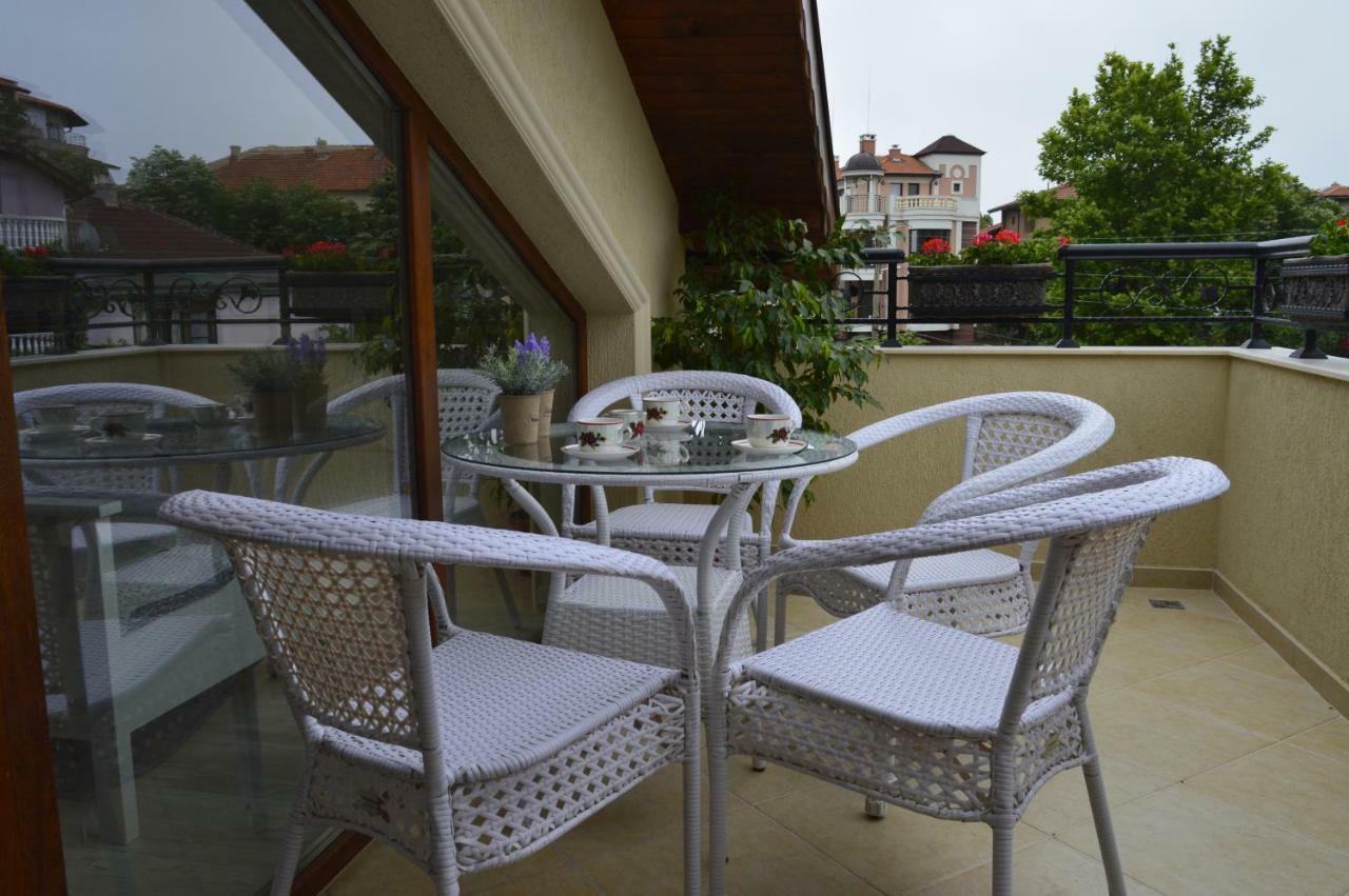 Apartments Dona Černomorec Exterior foto